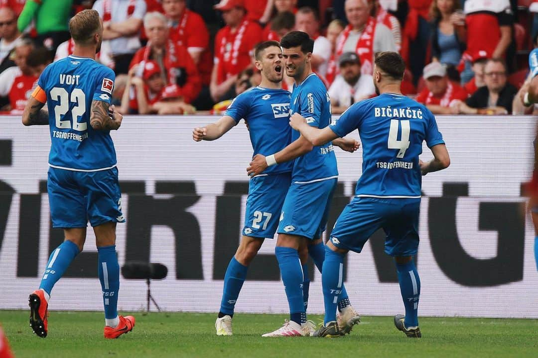 TSG1899ホッフェンハイムさんのインスタグラム写真 - (TSG1899ホッフェンハイムInstagram)「2️⃣:0️⃣ zur Halbzeit❗️Aktuell sind wir SIEEEBTEEER❗️Die Torschützen❓ @belfodil_ishak_19_ und @andrejkramaric. 🙏🏼🙏🏼🙏🏼 #M05TSG」5月18日 23時24分 - tsghoffenheim