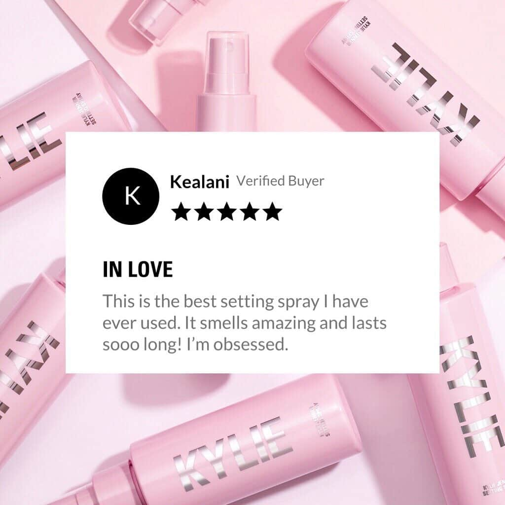 Kylie Cosmeticsさんのインスタグラム写真 - (Kylie CosmeticsInstagram)「5 stars ⭐️⭐️⭐️⭐️⭐️ the reviews are in!!! everyone is LOVING our Setting Spray 😍 swipe to see more reviews! 💖 shop Setting Spray now  on KylieCosmetics.com」5月18日 23時23分 - kyliecosmetics