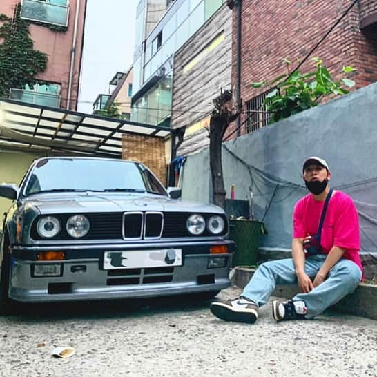 ゲコさんのインスタグラム写真 - (ゲコInstagram)「내옆에 서른살 백수동생  #bmw #e30」5月18日 15時42分 - gaekogeem