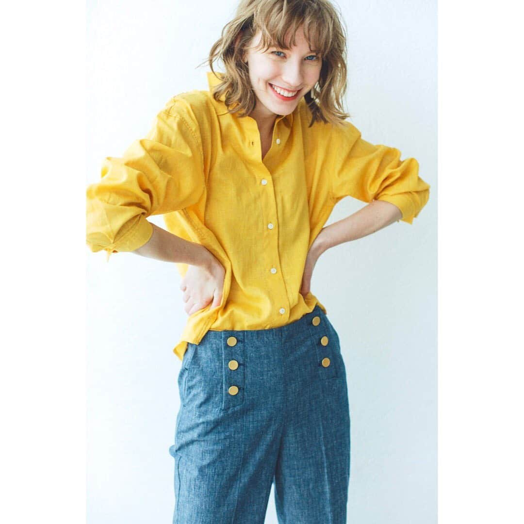 le. coeur blancさんのインスタグラム写真 - (le. coeur blancInstagram)「・﻿﻿﻿ 2019﻿﻿﻿ le.coeur blanc﻿﻿﻿ SUMMER COLLECTION﻿ "MARIN"﻿ ・﻿﻿﻿ #6﻿ ・﻿﻿﻿ shirt:¥10,260-﻿﻿﻿ pants:¥15,120-﻿﻿﻿ earrings:¥3,240-﻿ ・﻿﻿﻿ ﻿ ▶︎アイテムをタップしてショッピング﻿﻿﻿ ﻿﻿﻿ #lecoeurblanc #ルクールブラン﻿﻿﻿ #summer#lookbook#collection#style﻿﻿﻿ #coordinate#fashion﻿﻿#le_web﻿ ﻿﻿﻿ WEBカタログvol.2公開中です＊﻿ プロフィールのURLをCheck‼︎」5月18日 15時36分 - lecoeurblanc_official