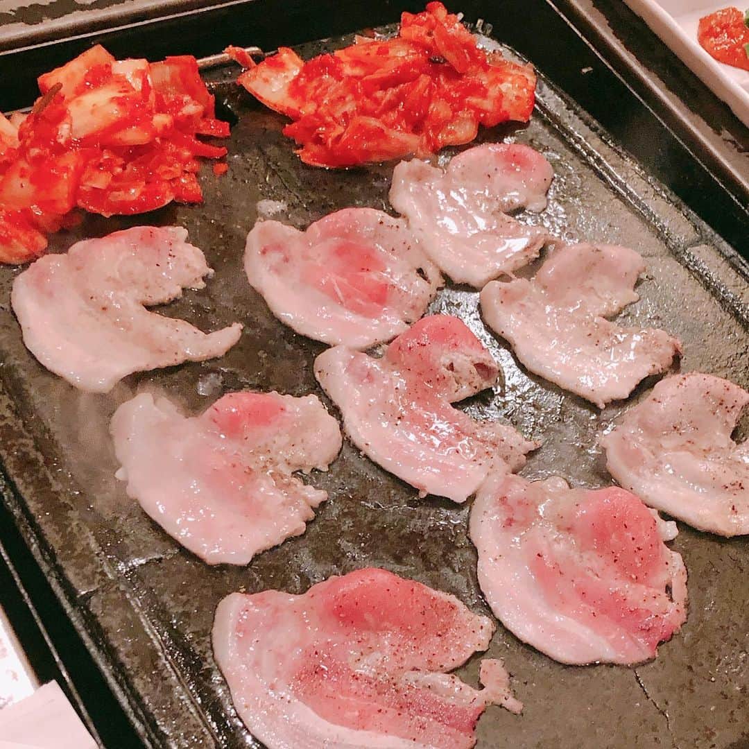 阿部洋子さんのインスタグラム写真 - (阿部洋子Instagram)「🐽 #肉会  #打ち上げ  #サムギョプサル #美味しゅうございました  #焼肉」5月18日 16時37分 - hirocoring
