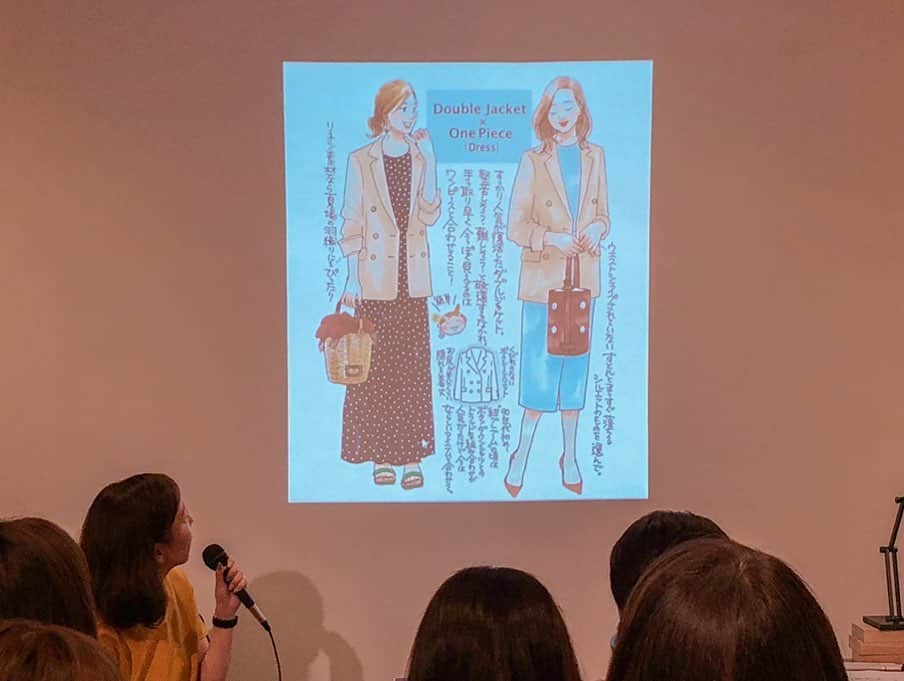 進藤やす子さんのインスタグラム写真 - (進藤やす子Instagram)「おかげさまで、一昨日16日のイベントは定員以上の方に来場いただき満員御礼✨ . 読者の方々と素敵な時間と空間を共有できて幸せでした😊 . イラストデモンストレーションは初の試みだったんですが、次回はラフ画や線画を描くところからもしてみたいと思ってます。インスタの投稿に動画をアップするとか。ライブも描いてる時に質問に答えられなくていいならアリかな？ . またサインをしている間にも皆さん色々話しかけてくださって、 次回作を楽しみにした初めての方です、とか 大学生の頃から読んでます、とか 影響を受けてカジュアルな服を着るようになりました、とか 中央線沿線に住んでるので阿佐ヶ谷行きます、とか 立川よく行きます などなど！ なっちゃん🐼やふうちゃん🐼のこと話してくださる方もいて もう全部全部嬉しかったです。 . また、ファッションの本は今までのようなペースでは描かないかも という気持ちにも、 描きたくなるのを待ってます と言ってくださったり、旅やカルチャー系のことも含めて描いていきたい意向を応援したいと言ってくださったり。 なんていうか、ご褒美のような時間でした。 . あらためて、貴重な時間を割いて足を運んでいただいた読者の皆さん、素敵な場所を提供していただいた文喫さん @bunkitsu_roppongi 、ご協力いただいた宝島社編集部さん にお礼申し上げます。本当にありがとうございました✨ . . 新刊のタイトル #大人の着こなしルール か #進藤やす子 のタグをつけてpostしていただいた方のところには、この週末覗き👀にいきますので 新刊の感想やイベントでやってほしいことなどありましたら書いておいでくださいませ〜〜😆 . . . #新刊 #著書 #イベント #文喫 #文喫六本木 #イラスト #イラストレーター」5月18日 17時30分 - yasukoshindo