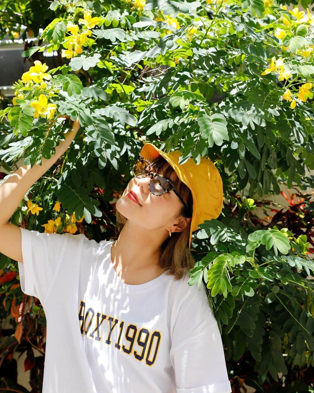 長澤メイさんのインスタグラム写真 - (長澤メイInstagram)「@roxyjapan の撮影で Hawaiiに来てます🌴🌼 あっつーい🌞 仕事で海外来れるの幸せ～～🥺☝🏼️💘 ありがとうございます！🌈 @ROXY @roxyjapan  #roxygirlssnap #roxyjapan」5月18日 17時57分 - xxmeixx1208