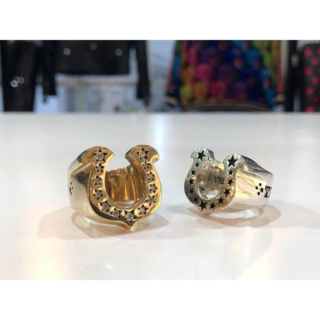 RINKAN渋谷店さんのインスタグラム写真 - (RINKAN渋谷店Instagram)「【2F New Arrival】 《TENDERLOIN》 "T-H.S Ring" Silver&Gold... ㅤㅤㅤㅤㅤㅤㅤㅤㅤㅤㅤㅤㅤ 人気のホースシューリング入荷致しました。 その他アクセサリー多数入荷しております。 是非店頭にてお試しくださいませ。 ㅤㅤㅤㅤㅤㅤㅤㅤㅤㅤㅤㅤㅤ #rinkan #shibuya #saintlaurent #saintlaurentparis #dior #diorhomme  #louisvuitton #lv #gucci #amiri #rickowens #balmain #celine #celinebyhedislimane #prada #burberry #valentino #maisonmargiela #thombrowne #acnestudious #hermes #cartier #fendi #givenchy #yohjiyamamoto #commedesgarcons #sulvam #sacai RINKAN 渋谷店 03-5458-3050 渋谷区神南1-12-16」5月18日 18時13分 - rinkan_shibuya