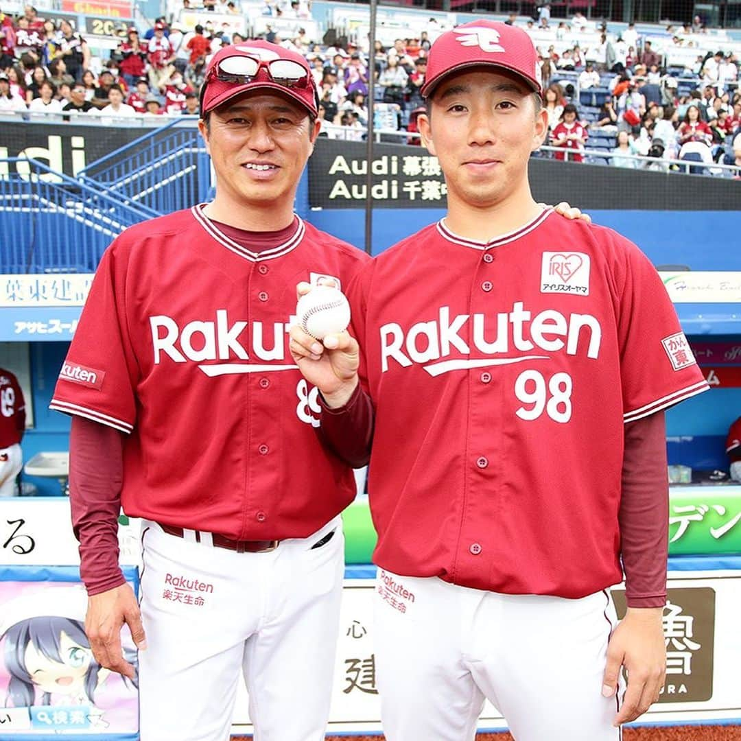 東北楽天ゴールデンイーグルスさんのインスタグラム写真 - (東北楽天ゴールデンイーグルスInstagram)「⚾️ ⚾️M 4-6 E⚾️ 今日もリードを許すも終盤に逆転して見事な勝利‼️ 6回7回を無失点に抑えた今野選手がプロ初勝利✨ 8回に浅村選手が同点の10号2ラン💪🏼 続いて島内選手が勝ち越しの4号ソロ‼️ 松井選手が3人で抑え10セーブ目👑 #rakuteneagles #RESTART #日本一の東北へ #今野龍太 #平石洋介監督  #島内宏明 #浅村栄斗」5月18日 18時27分 - rakuten_eagles