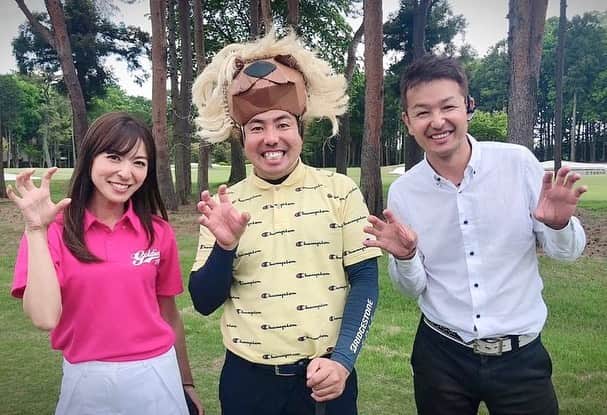 のインスタグラム：「. 第3回GoldiesCharityCup⛳️ . 当日ハプニング諸々ありつつバタバタでしたが、無事に終わりました😝✨ . 109名とたくさんの方にご参加頂きました！ ありがとうございます😃💛 . . 今回はなんといってもスペシャルゲストの大西ライオンさんとのニアピンチャレンジが大いに盛り上がり、皆から楽しかったと言う声をたくさん聞けて嬉しかったです❣️ . パーティーの最後の最後まで盛り上げて下さって、大西さんには終始感動でした😂✨ . 至らない点も多々あり反省もたくさんありますが、また第4回も開催できるよう、Goldiesメンバーで力を合わせて頑張ります✊ . . お天気にも恵まれ、たくさんのゴルフ仲間に会えて楽しい1日でした💓 . . みんなと撮った写真もたくさん😊💛 . 朝から慌ただしくて、主催メンバー3人の写真がひとつもない🤣💦 . . . #ゴルディーズチャリティーカップ #ゴルフ #大西ライオン さん #golf #golfstagram #golfgirls #golfday  #golfstyle #golffashion #charity #goldieschartycup」