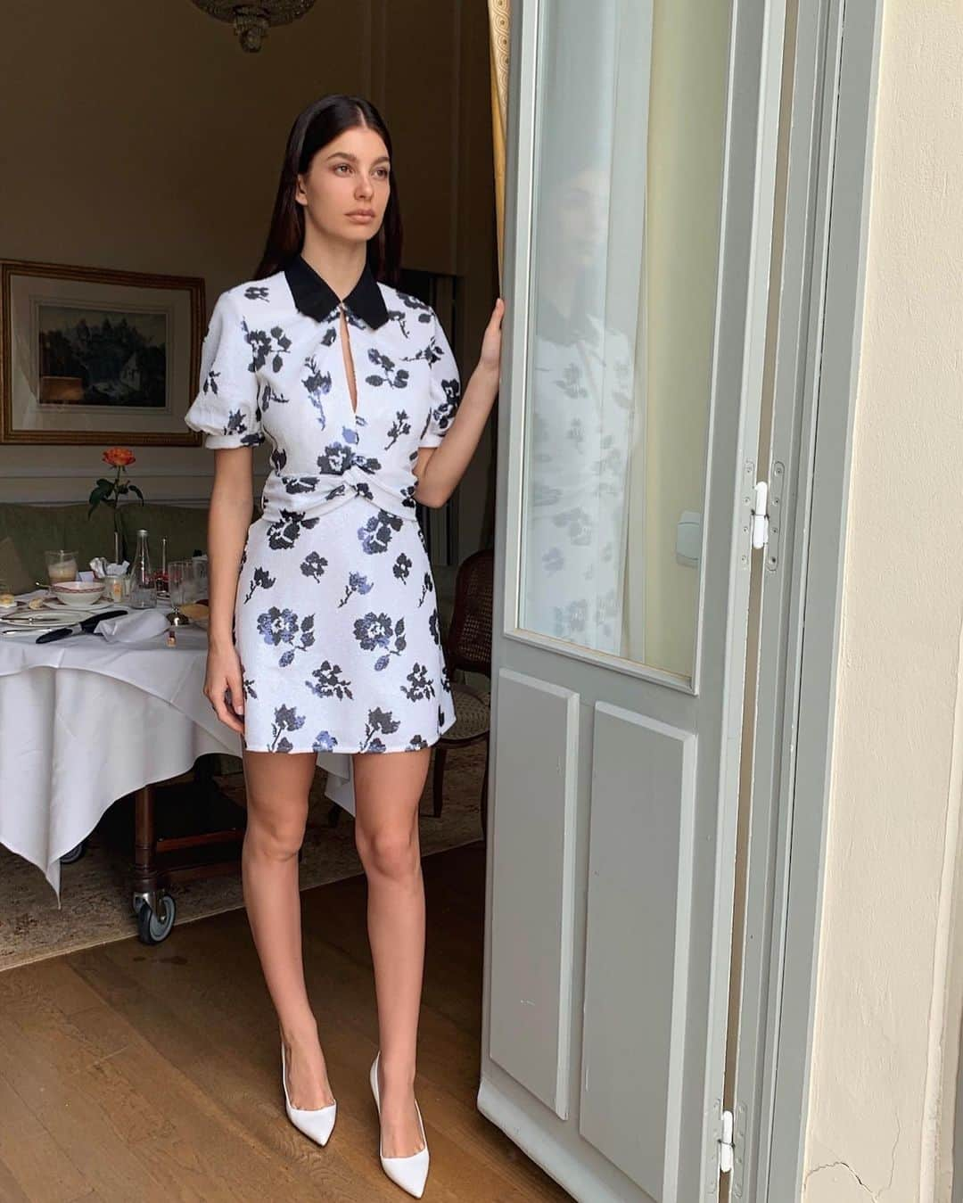 カミ・モローネさんのインスタグラム写真 - (カミ・モローネInstagram)「First day in Cannes & @mickeyandthebear has 3 screenings today 🕊」5月18日 19時23分 - camilamorrone