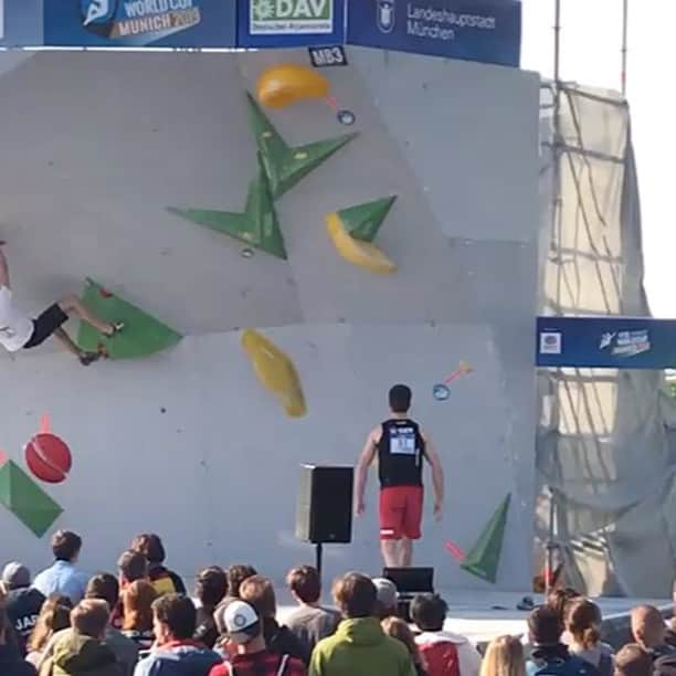 ヤン・ホイヤーのインスタグラム：「Felt strong today and qualified in second place! 😎 Can’t wait to see what the route setters have prepared for us in semis. Nice to be joined by @alexandermegos again!  Good luck to all our women! 💪 @mammut_swiss1862  @madrockclimbing」