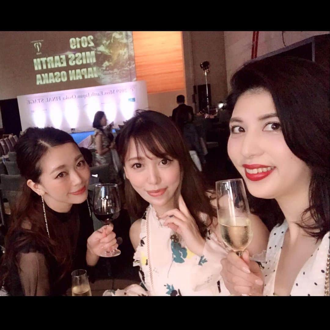 さきえさんのインスタグラム写真 - (さきえInstagram)「ミスアースJAPAN大阪大会🏆  大好きな後輩ちゃんの頑張りに感極まるわ、 沢山皆んなに会えて嬉しいわ、で素敵時間でした☺︎꒡̈⃝ . お疲れ様でした☆ . . . . #ミスアースジャパン #ミスアース大阪 #osaka #missearth #final #model #bff #photography #rottenmeier_model #後輩ちゃん達がキラキラ素敵すぎた♡#contests」5月18日 19時35分 - sakie110