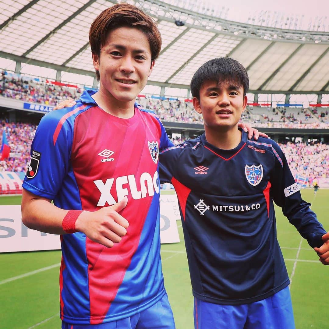 FC東京オフィシャルグッズさんのインスタグラム写真 - (FC東京オフィシャルグッズInstagram)「✊ ⏰試合終了🔵🔴 #FC東京 2-0 #北海道コンサドーレ札幌 . 公式戦7試合連続無失点で、ホーム味スタ7連勝を達成❗️❗️❗️✨✨✨ 今日も #無敗東京 継続❗️❗️❗️❗️❗️❗️❗️❗️ @fctokyoofficial  #首位東京 #FC東京  #fctokyo #tokyo」5月18日 19時39分 - fctokyoofficial