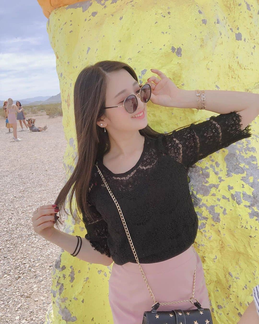 小磯陽香のインスタグラム：「#lasvegas #lasvegasstrip #ラスベガス #ラスベガス旅行 #yellow #black #pink #小磯陽香」
