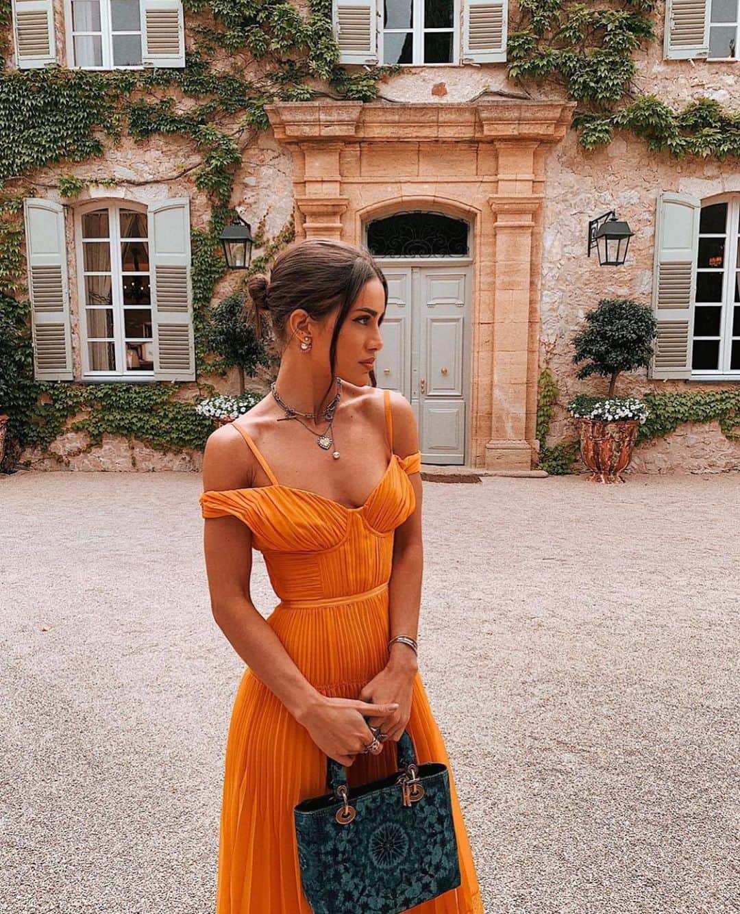 SELF PORTRAITさんのインスタグラム写真 - (SELF PORTRAITInstagram)「Favourite 🍊🍊🍊 @camilacoelho in ORANGE OFF SHOULDER PLEATED CHIFFON DRESS Link in story.  Update- So sorry, this dress has sold out, but if really want it you can pre-order for shipping on 19th July」5月18日 21時40分 - mrselfportrait