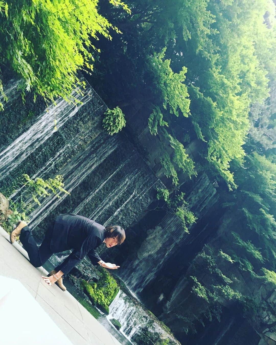 落合モトキのインスタグラム：「友人の結婚式にて、、 おめっとさん。」