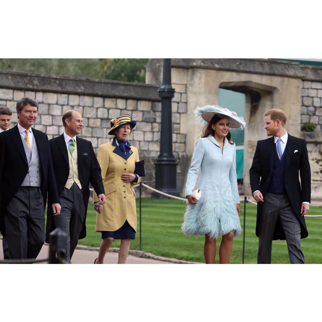 ロイヤル・ファミリーさんのインスタグラム写真 - (ロイヤル・ファミリーInstagram)「Today The Queen, The Duke of Edinburgh and other members of The Royal Family attended the wedding of Lady Gabriella Windsor and Mr Thomas Kingston at St George’s Chapel, Windsor. 📸 @pa」5月18日 21時42分 - theroyalfamily