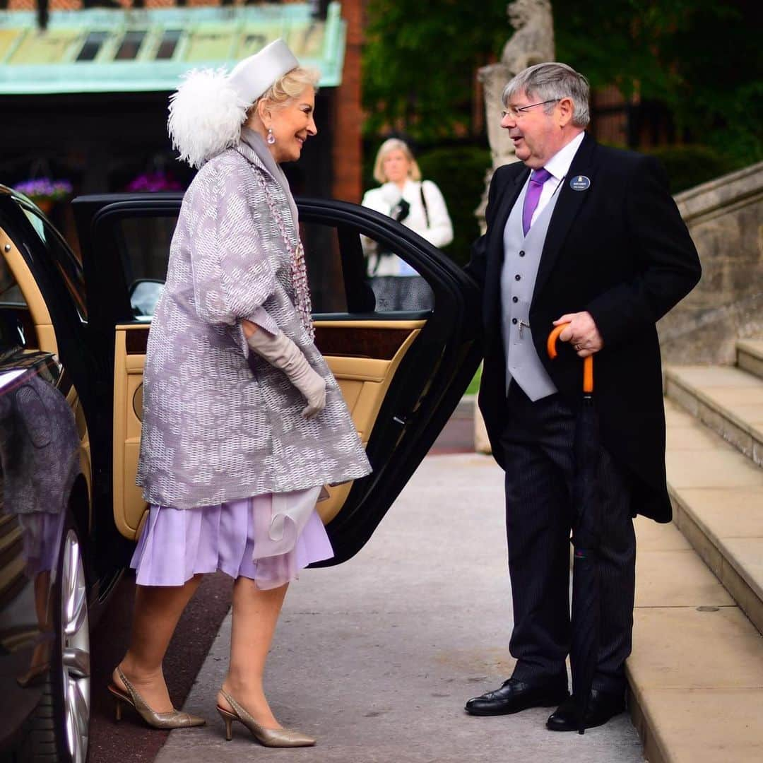 ロイヤル・ファミリーさんのインスタグラム写真 - (ロイヤル・ファミリーInstagram)「Today The Queen, The Duke of Edinburgh and other members of The Royal Family attended the wedding of Lady Gabriella Windsor and Mr Thomas Kingston at St George’s Chapel, Windsor. 📸 @pa」5月18日 21時42分 - theroyalfamily