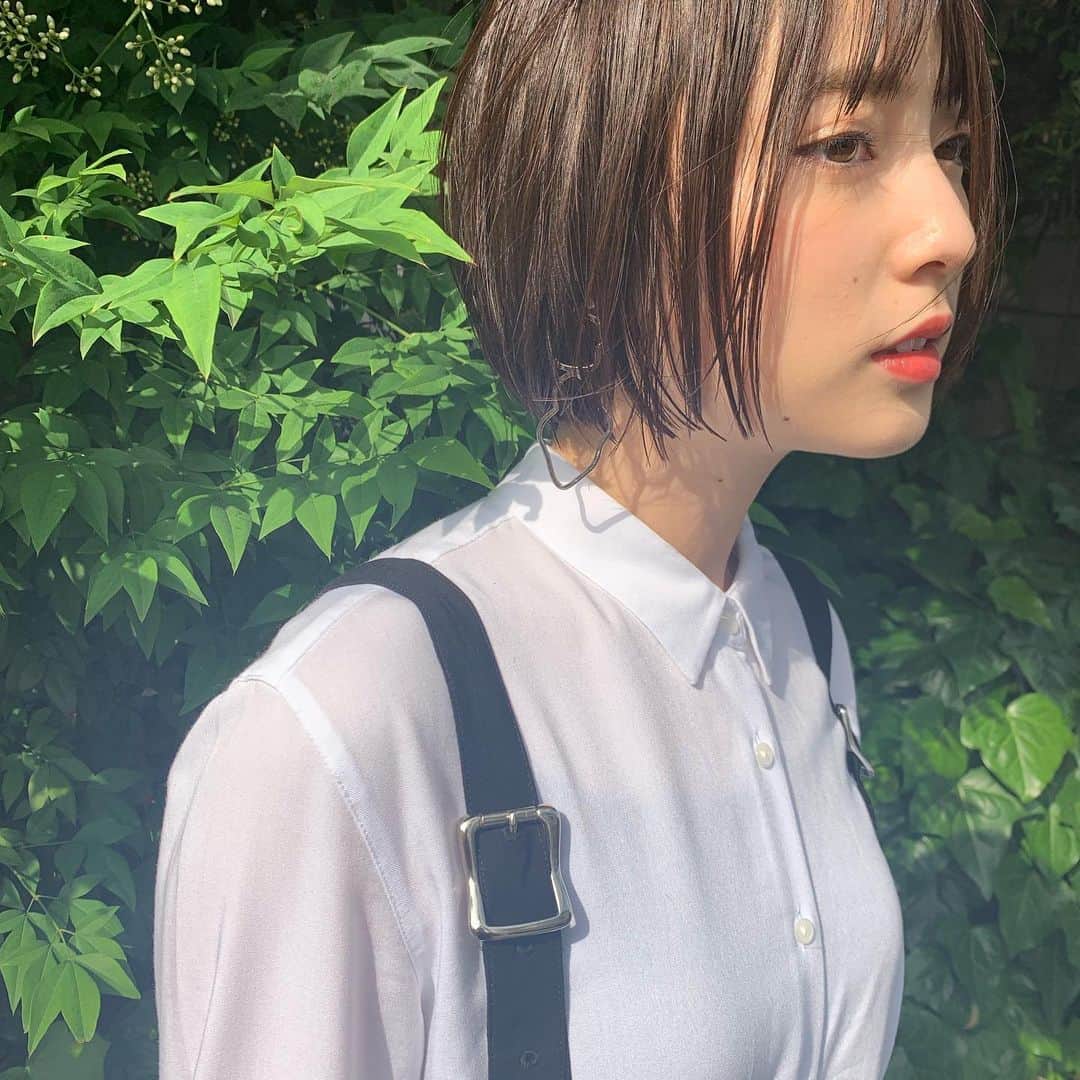 高橋有紀のインスタグラム：「ずっと髪を短くするの相談してたさりちゃん、ついに切りました❤︎ 一緒に考えに考えた短い髪型最高に似合ってる🥰  #lysa_yuki #lysa #美少女 #池上紗理依」