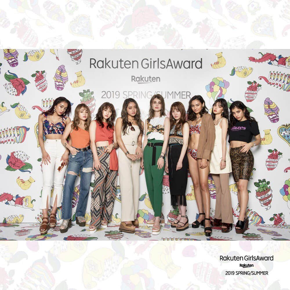 ガールズアワードさんのインスタグラム写真 - (ガールズアワードInstagram)「. ---------------------------------------------- Rakuten GirlsAward 2019 SPRING/SUMMER🌈 ---------------------------------------------- . 3rd SHOW WE ♡ SNEAKER one spo Stradivarius EVRIS . 2019年5月18日(土) 幕張メッセ9〜11ホール . #WELOVESNEAKER #onespo #Stradivarius #EVRIS @onespoofficial @stradivarius @evris_official #GirlsAward#RakutenGirlsAward2019SS #ガルアワ#ガーズアワード#集合写真」5月18日 22時00分 - girlsaward_official