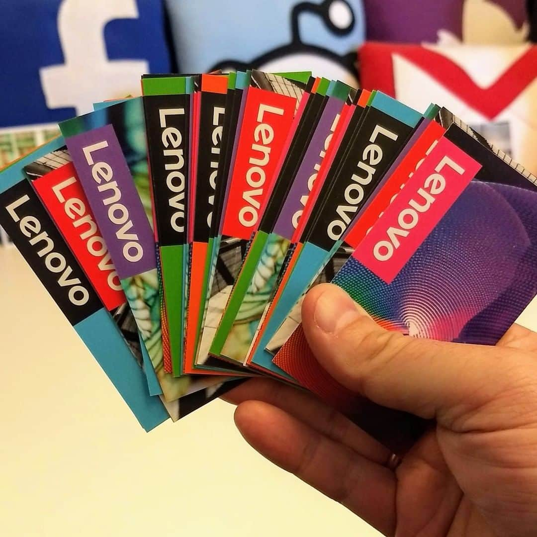 Lenovoさんのインスタグラム写真 - (LenovoInstagram)「Royal flush. #pickacardanycard #poker #cards #usstickingourlogoinyourface」5月18日 22時15分 - lenovo