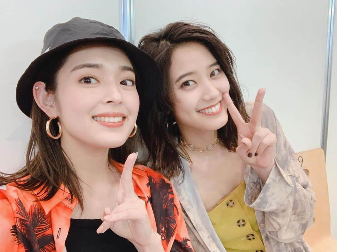 矢作穂香さんのインスタグラム写真 - (矢作穂香Instagram)「紘菜ちゃん❤️ 会えました🥰 #GirlsAward #ガルアワ」5月18日 22時12分 - honoka_yahagi