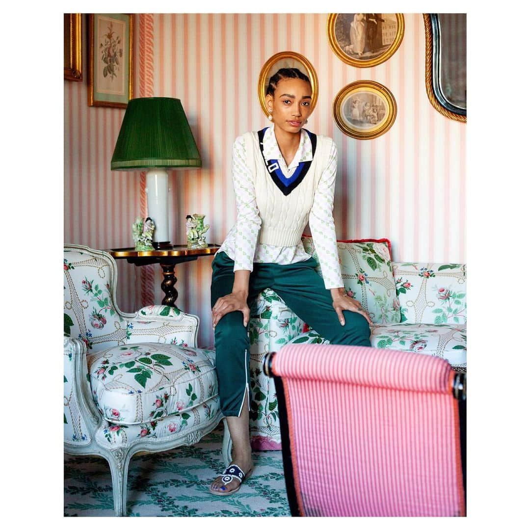 Polo Ralph Laurenさんのインスタグラム写真 - (Polo Ralph LaurenInstagram)「As featured on @ManRepeller: a #Polo cotton cricket sweater. . Photographer: @EdithWYoung Editor: @HarlingRoss Model: @JasmineVHarris . #PoloEditorials #PoloRLStyle #ManRepeller」5月18日 22時33分 - poloralphlauren