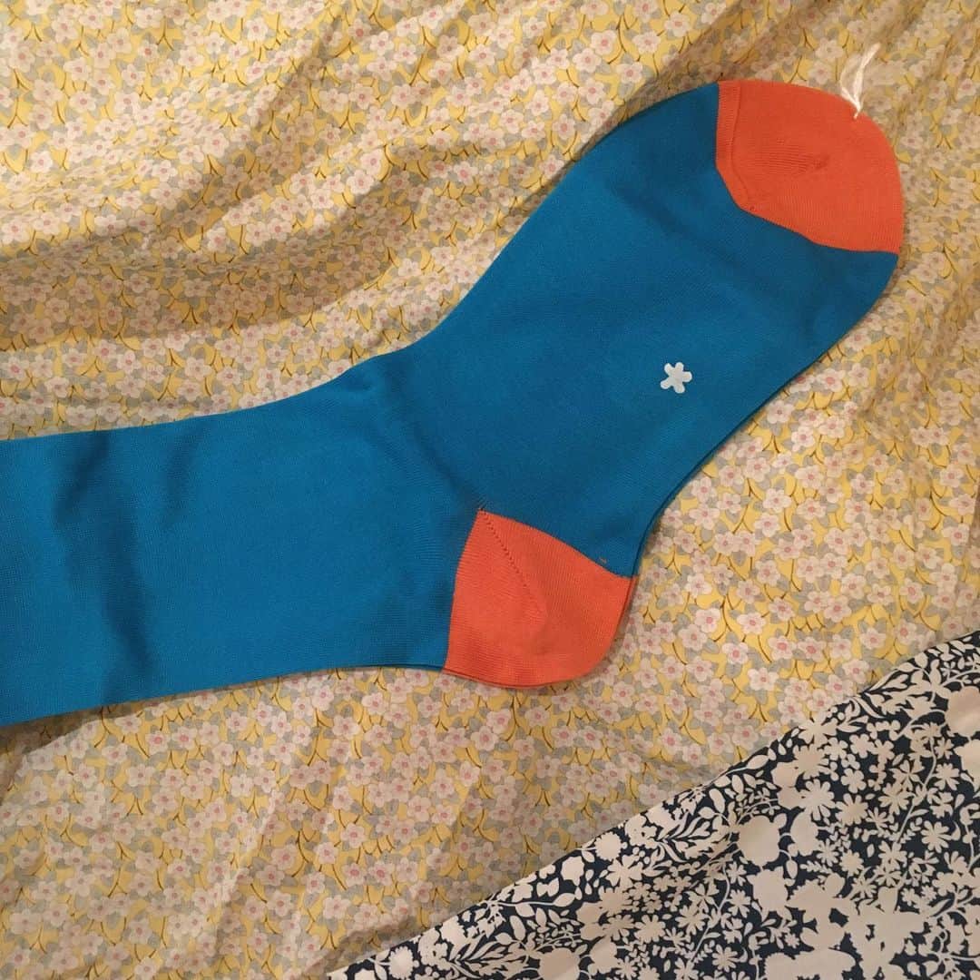 高木正勝のインスタグラム：「What a wonderful night. I got a chance to play ‘Marginalia’ piano in front of admire Daniela Gregis.  How natural her atmosphere. This photo is sharing of her cute present which is showing my feeling. I can move on with happiness. #danielagregis」