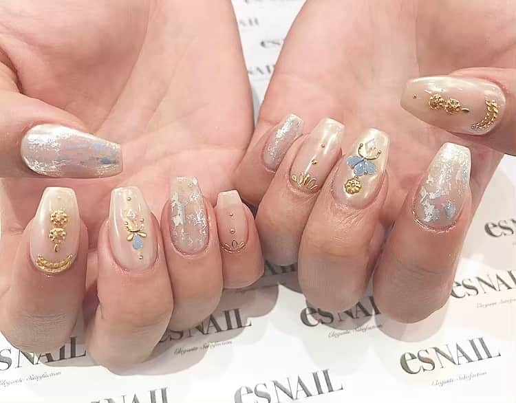 esNAILさんのインスタグラム写真 - (esNAILInstagram)「NEW🆕💗💗💗 新しいフィルムとミラー入りました！✨ . 他にも沢山newパーツ増えております👏🏽 . . .  #nail#nails#nailart#naildesign#esnail#esnail_shibuya#gelnail#ネイル#エスネイル#ジェルネイル#esネイル#ネイルデザイン#美甲#tokyo#shibuya#newnail#渋谷店#新宿店#吉祥寺店#大宮店#名古屋店#大阪店#福岡店 @esnail_la」5月18日 22時36分 - esnail_japan