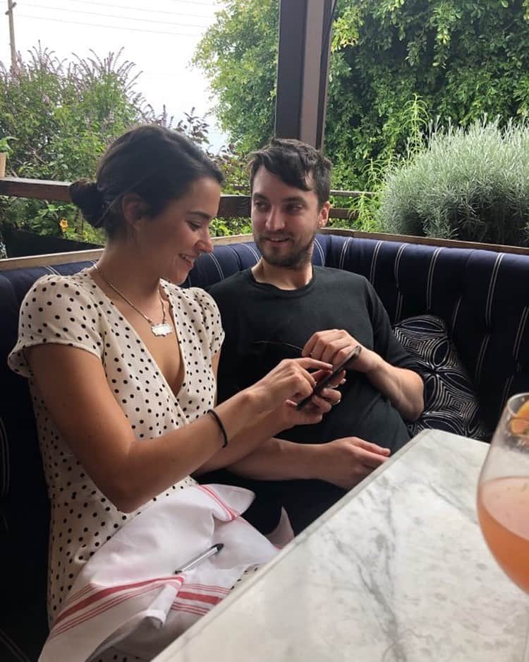 リチャード・ハーモンのインスタグラム：「You’re a God damn dream boat, @rhiannonmfish. ⛵️」