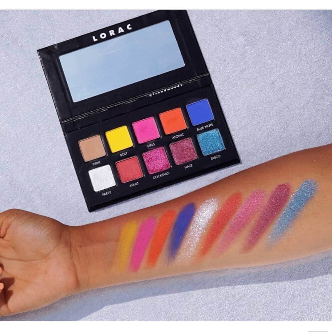 LORACさんのインスタグラム写真 - (LORACInstagram)「We LOVE the feedback we have been getting for LORAC Neon Lights!  We are so happy to hear that so many of you are so excited to get your hands on this palette! . available ➡️ JUNE 4TH online @ultabeauty / JUNE 10TH online lorac.com for $29 #LimitedEdition  #loraccosmetics」5月19日 9時13分 - loraccosmetics