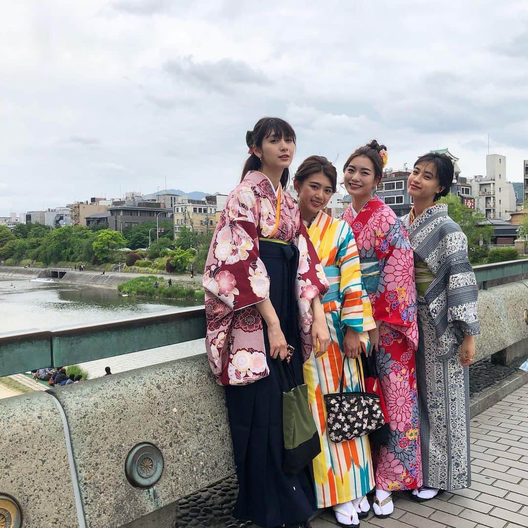 坪井ミサトさんのインスタグラム写真 - (坪井ミサトInstagram)「. . 空き時間にみんなで着物👘 錦市場食べ歩きしました✨ 京都満喫💕 . . #tgr #tokyogirlsrun #tgc #kyoto #京都 #錦市場 #run #running #fitnessgirl #fitness #野球 #野球女子 #sports」5月19日 9時38分 - misato1030