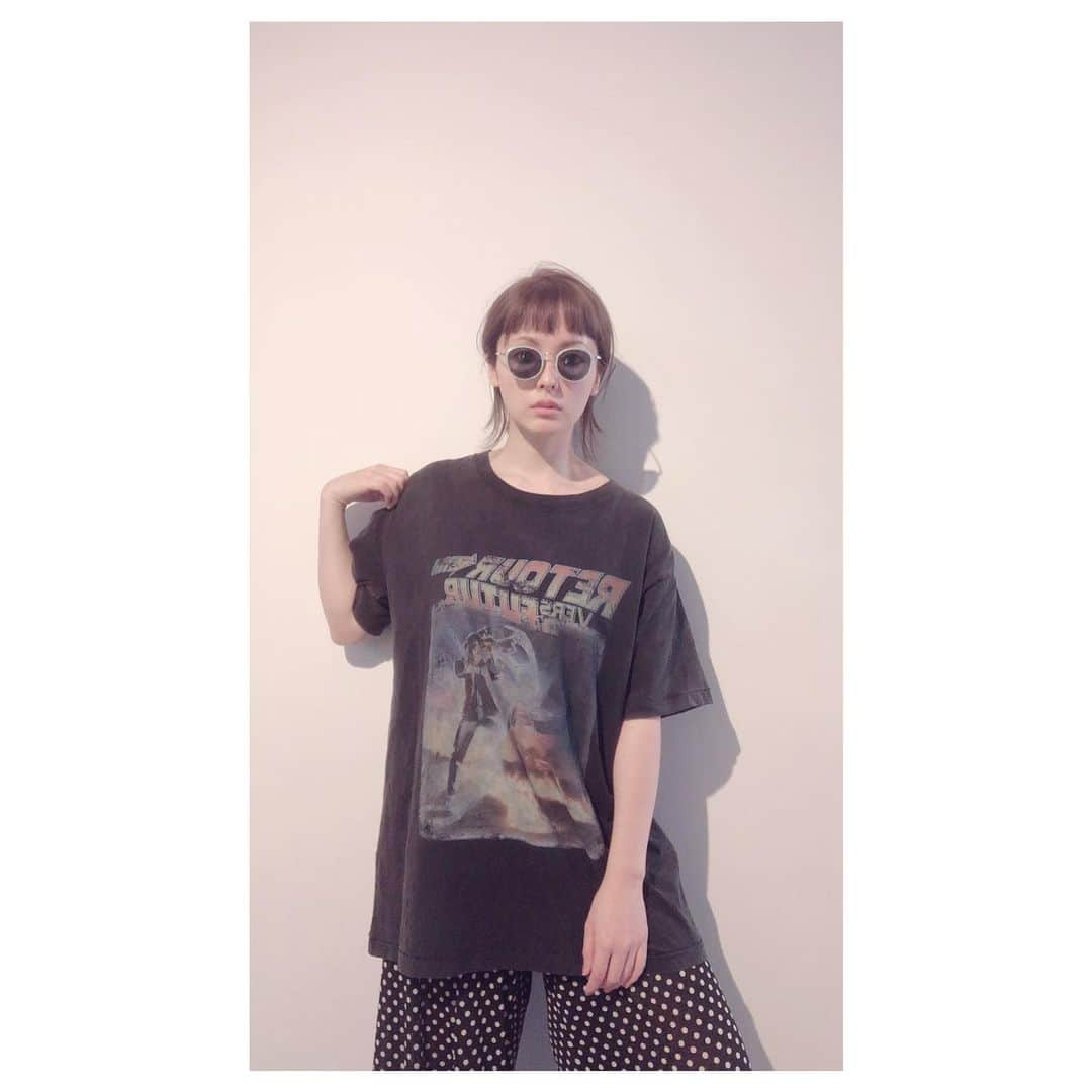 平山あやさんのインスタグラム写真 - (平山あやInstagram)「today's  aya  暑くてもう半袖🙆‍♀️✨ #fashion  #ootd  #today #happy #akte #backtothefuture」5月19日 9時44分 - aya_hirayama