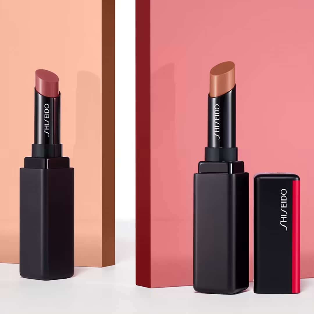 資生堂さんのインスタグラム写真 - (資生堂Instagram)「Color meets comfort in every tube of ColorGel LipBalm. A single swipe floods lips with major moisture, shine, and sheer pigment that looks like your lips but better. Seen here in Lotus and Bamboo. #japanesebeauty #jbeauty #shiseidomakeup」5月19日 0時52分 - shiseido