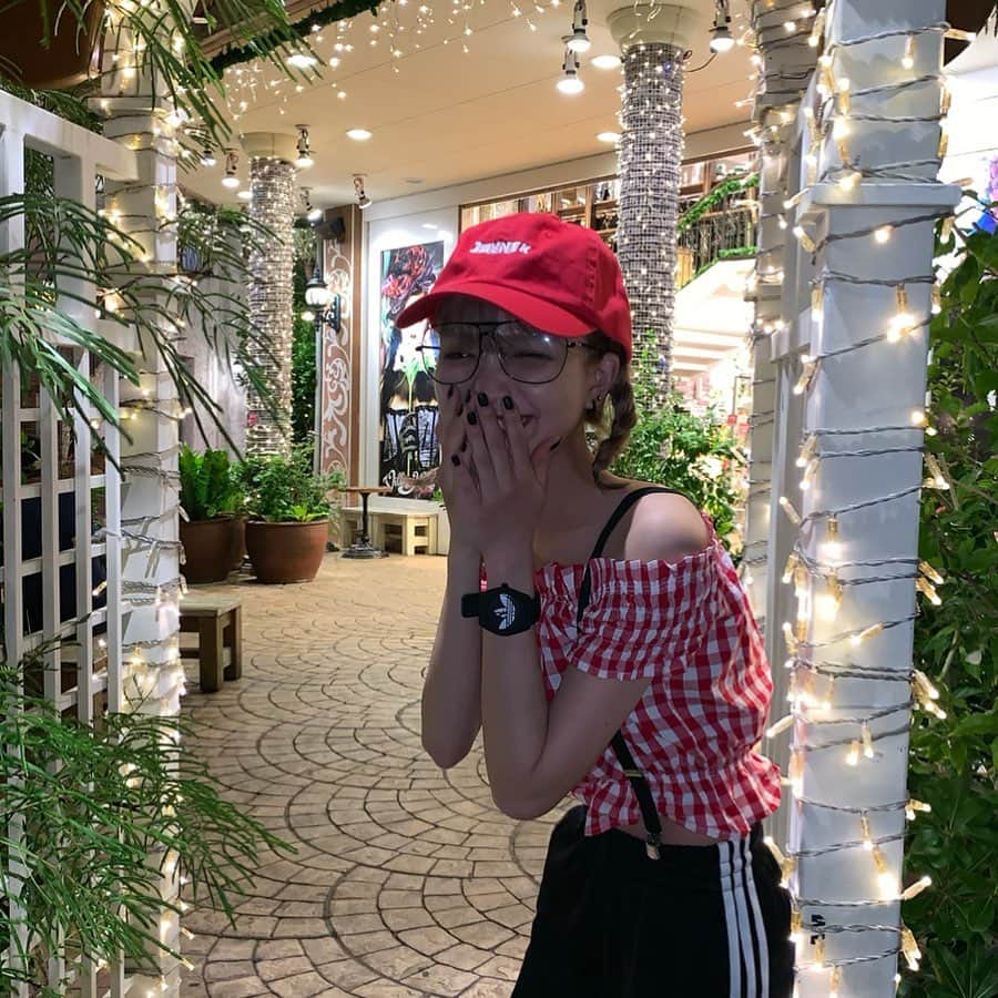 郡司英里沙（えりちょす）のグルメインスタ