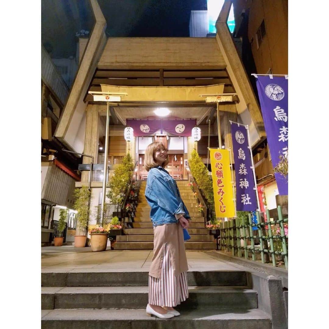 本橋優華のインスタグラム：「お散歩。 たのしそう。 #osanpo#shrine#goodnight#tokyo」