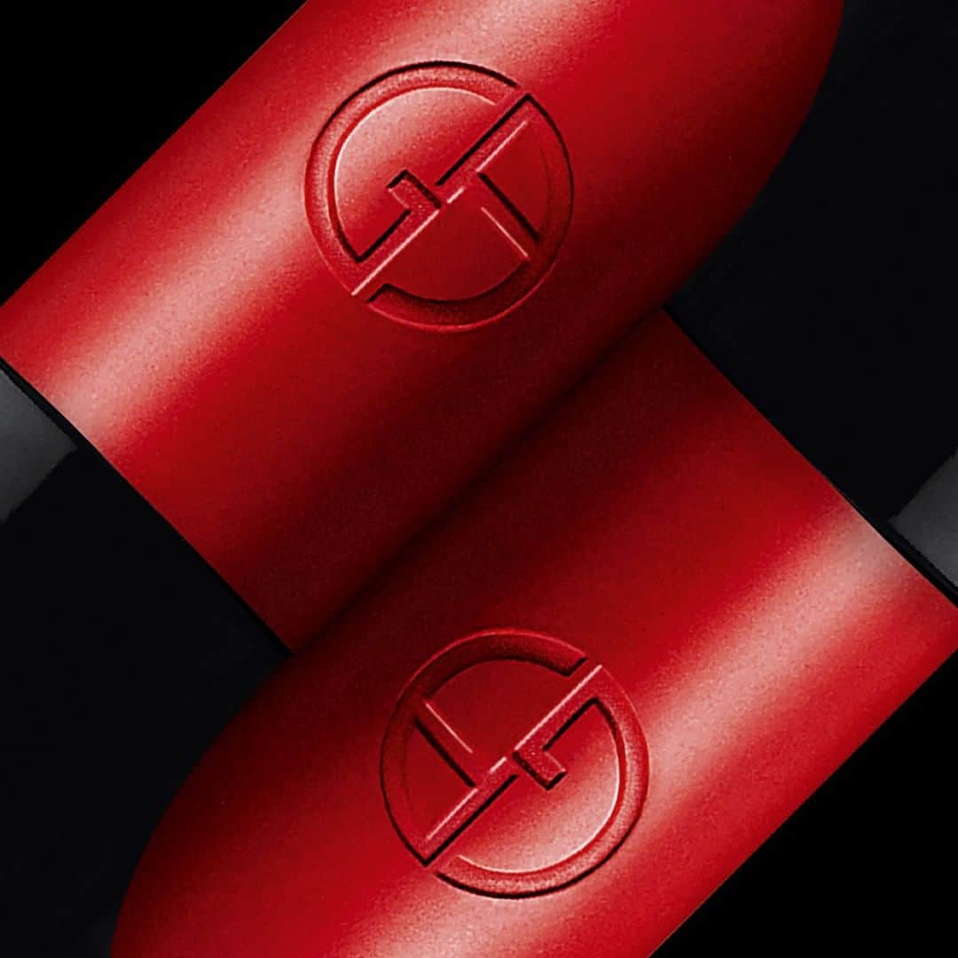 Armani Beautyさんのインスタグラム写真 - (Armani BeautyInstagram)「Lip icon ROUGE D'ARMANI in shade 400 "Four hundred" offers long-lasting shine, vibrant color and extreme comfort. #ArmaniBeauty #RougeDArmani #makeup」5月19日 1時00分 - armanibeauty