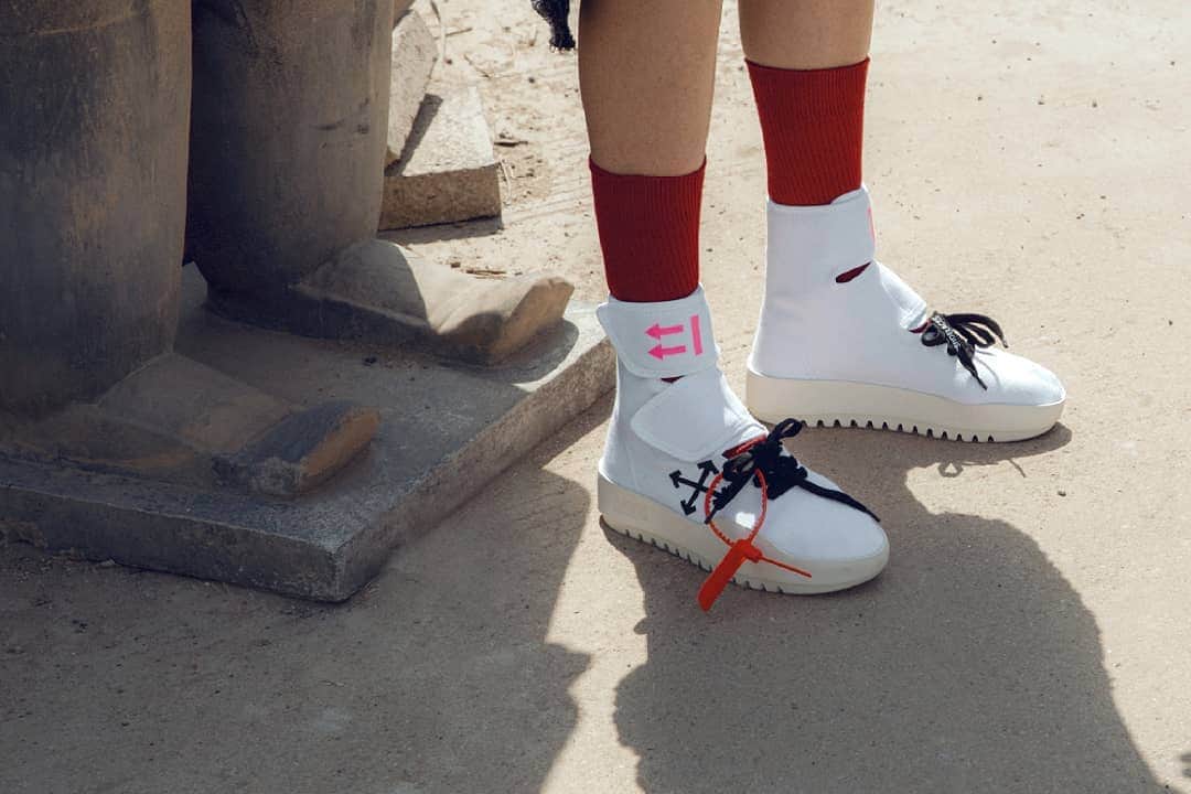 OFF-WHITE C/O VIRGIL ABLOHさんのインスタグラム写真 - (OFF-WHITE C/O VIRGIL ABLOHInstagram)「ss19 Off-White™ c/o XIAN CST - 001 sneakers」5月19日 1時09分 - off____white