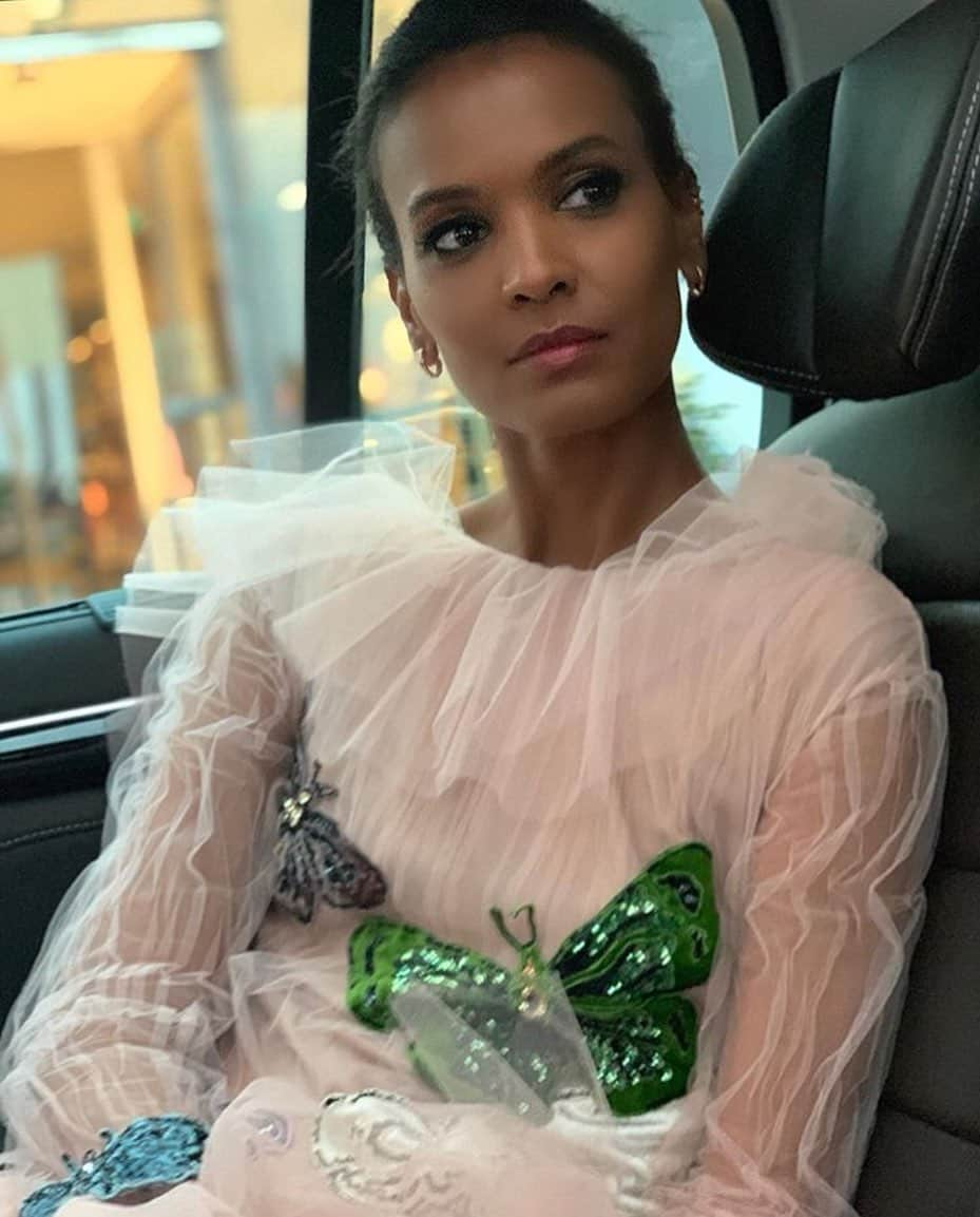 ValGarlandさんのインスタグラム写真 - (ValGarlandInstagram)「💥 The gorgeous  @liyakebede 💥 #MakeupByValGarland using @lorealmakeup 💥@stephanelancien @flavienprioreau 💥 #lorealparis #lorealcannes2019  #cannes2019 #lorealcannes #iconic #icon  #love #moviestar #redcarpet #liyakebede #redcarpetlook 💥」5月19日 1時15分 - thevalgarland