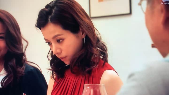 桜井ユキのインスタグラム：「料理が出来る男ってのも微妙なのか…🤔 でもちょっとぐらい出来たほうがいいんだろうなー わからん😂  #桜井ユキ  #高橋メアリージュン  #仲里依紗  #斎藤工 #高橋一生  #滝藤賢一  #東京独身男子」