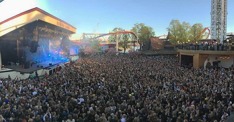 フェリックス・サンドマンさんのインスタグラム写真 - (フェリックス・サンドマンInstagram)「JAG ÄLSKAR ER.  GRÖNA LUND 16.05.19.」5月19日 1時51分 - felixsandman