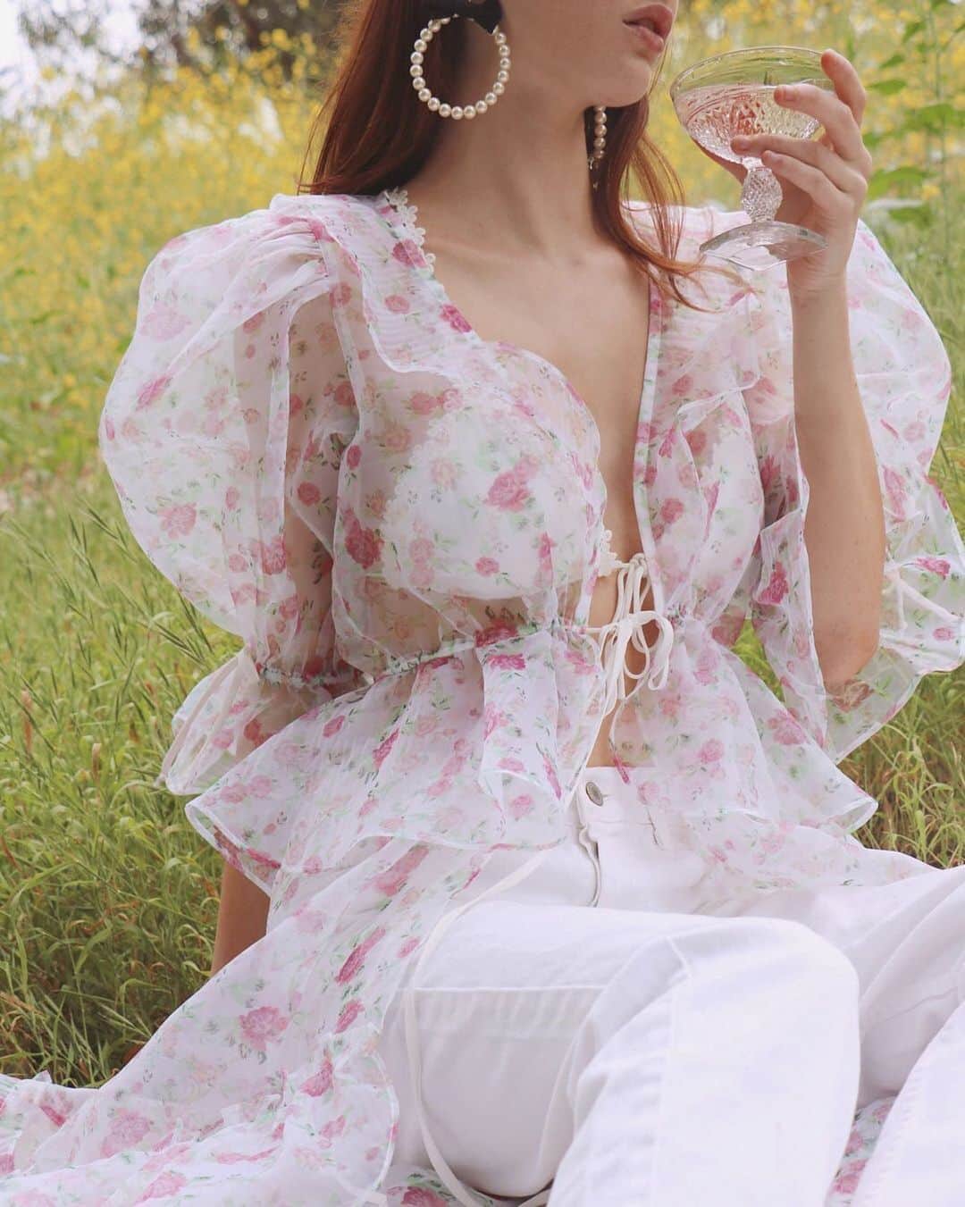 For Love & Lemonsさんのインスタグラム写真 - (For Love & LemonsInstagram)「We wanted to design a collection that was both romantic and dramatic - statement pieces that lightly float against your skin for an ethereal effect |  Available #exclusively on @revolve & forloveandlemons.com | Muse✨ @sophiapiccirilli」5月19日 2時02分 - forloveandlemons