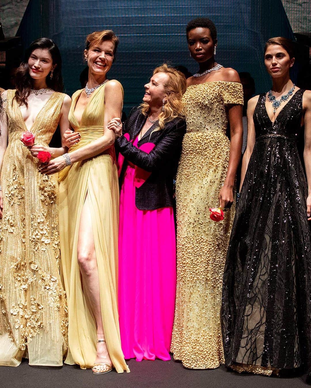 ショパールさんのインスタグラム写真 - (ショパールInstagram)「Models adorned with the #ChopardRedCarpetCollection brought a radiant glow to #ChopardHauteJoaillerie creations during a glittering show #ChopardLovesCinema #Cannes2019 #StarsInChopard #ChopardLoveNight Thank you to @eliesaabworld for the amazing haute couture dresses. Make-up by @byterryofficial」5月19日 2時04分 - chopard
