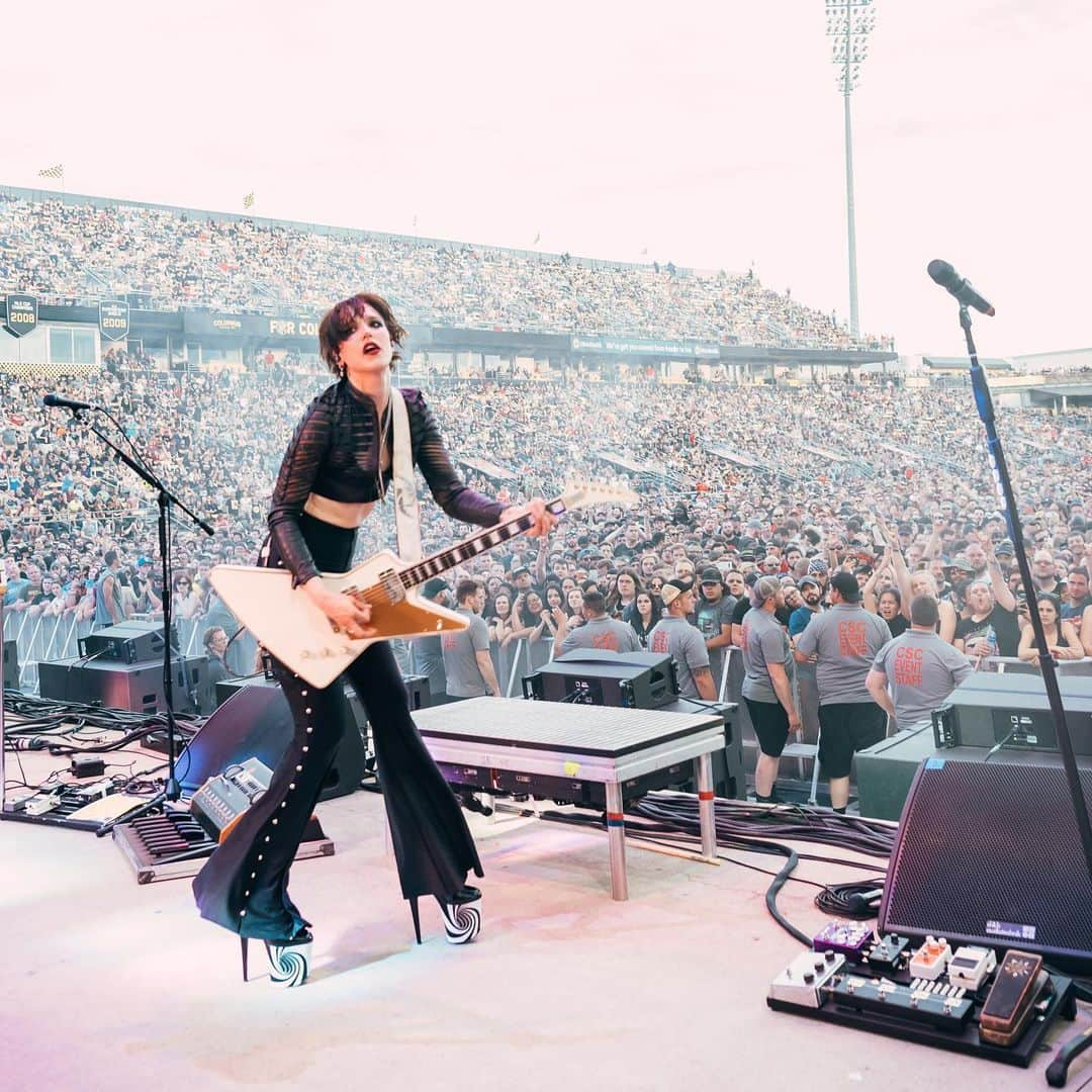 ジー・ヘイルさんのインスタグラム写真 - (ジー・ヘイルInstagram)「Columbus, OH @sonictemplefestival photos: @judyhwon」5月19日 2時06分 - officiallzzyhale