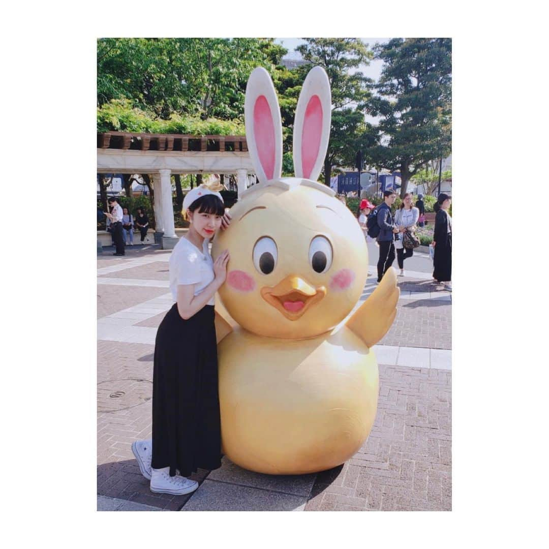 若村柚那さんのインスタグラム写真 - (若村柚那Instagram)「Disney Sea🐬🦄🌊🍭🍬🐭❤️ うさぴよがツボ🐰🐥 #disneysea #tokyo #Disney #cartoon #character #cute #usapiyo #sea #tokyodisneyresort #love #awesome #sunny #day #ootd #outfit #fun #easter #colorful #lovely ##birthday #me #toystory #Buttercup #actress #ディズニー #うさぴよ #ディズニーシー」5月19日 3時03分 - yuzuna_517