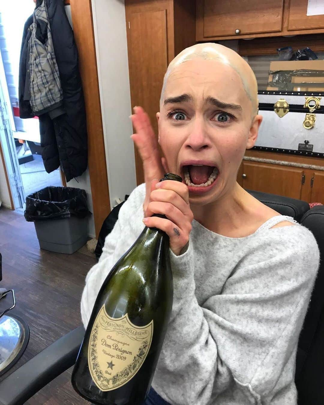 Cosmopolitanさんのインスタグラム写真 - (CosmopolitanInstagram)「My face until tomorrow night at 10:30pm (or maybe 11 cuz who knows how long this episode is gonna be) 😂😱 #gameofthrones」5月19日 3時11分 - cosmopolitan