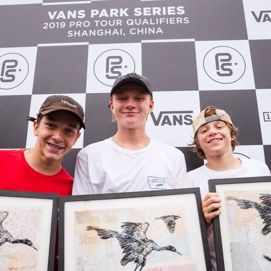 Vans Skateさんのインスタグラム写真 - (Vans SkateInstagram)「That’s a wrap for the first stop of the 2019 @VansParkSeries Pro Tour! Congratulations to everyone who crushed it in Shanghai! Catch all the highlights and replays at vansparkseries.com (📷: @AAcostaa). 🥇: @Top.Roman & @Sakura_Yosozumi 🥈: @CJCollinsSkate & @KisaNakamuraa 🥉: @LuizFrancisco_Sk8 & @YndiaraAsp」5月19日 3時25分 - vansskate
