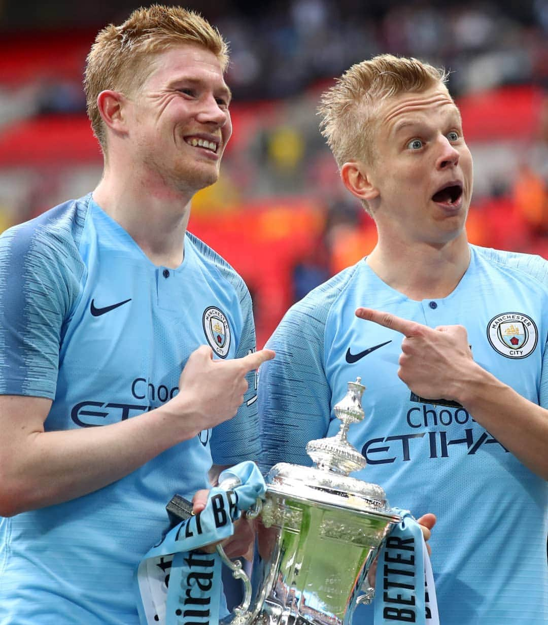 FIFAワールドカップさんのインスタグラム写真 - (FIFAワールドカップInstagram)「@mancity complete a first domestic treble in the English men's game by overcoming @watfordfcofficial 6-0 in the @emiratesfacup final.」5月19日 3時35分 - fifaworldcup