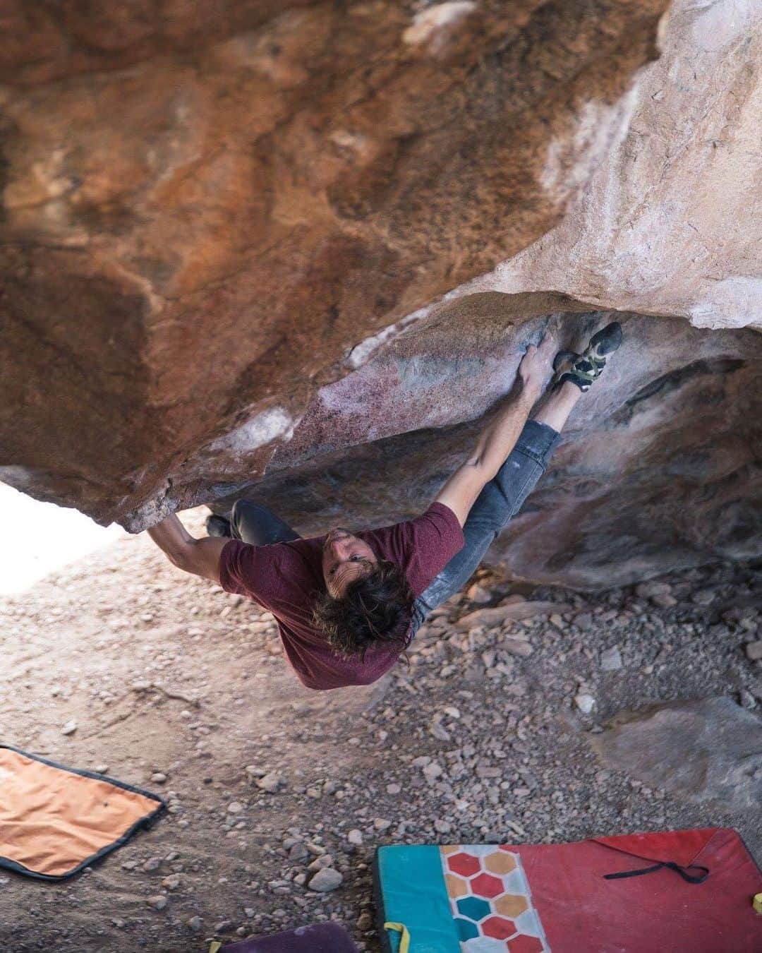 ポール・ロビンソンのインスタグラム：「@westmountainmedia getting all the moves figured out on “Full Throttle” down in #huecotanks ! Cannot wait to get back there later this year 💪💪 photo: @punkaca」