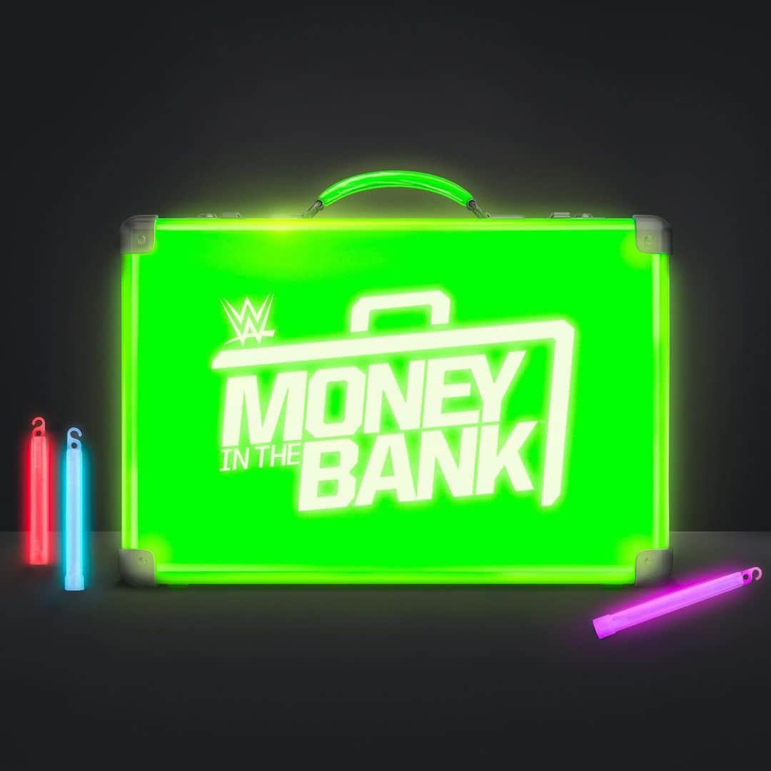 WWEさんのインスタグラム写真 - (WWEInstagram)「Nothing like some personalized #MITB briefcases to show that you are MONEY!」5月19日 5時07分 - wwe