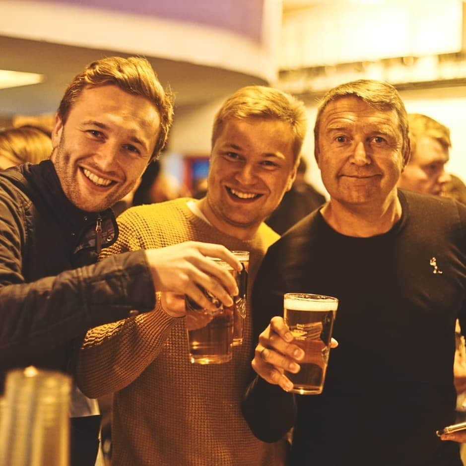 クリスタル・パレスFCさんのインスタグラム写真 - (クリスタル・パレスFCInstagram)「Cheers! 🍺🍺 See you all next year 🦅 #CPFC #beerfestival」5月19日 5時39分 - cpfc