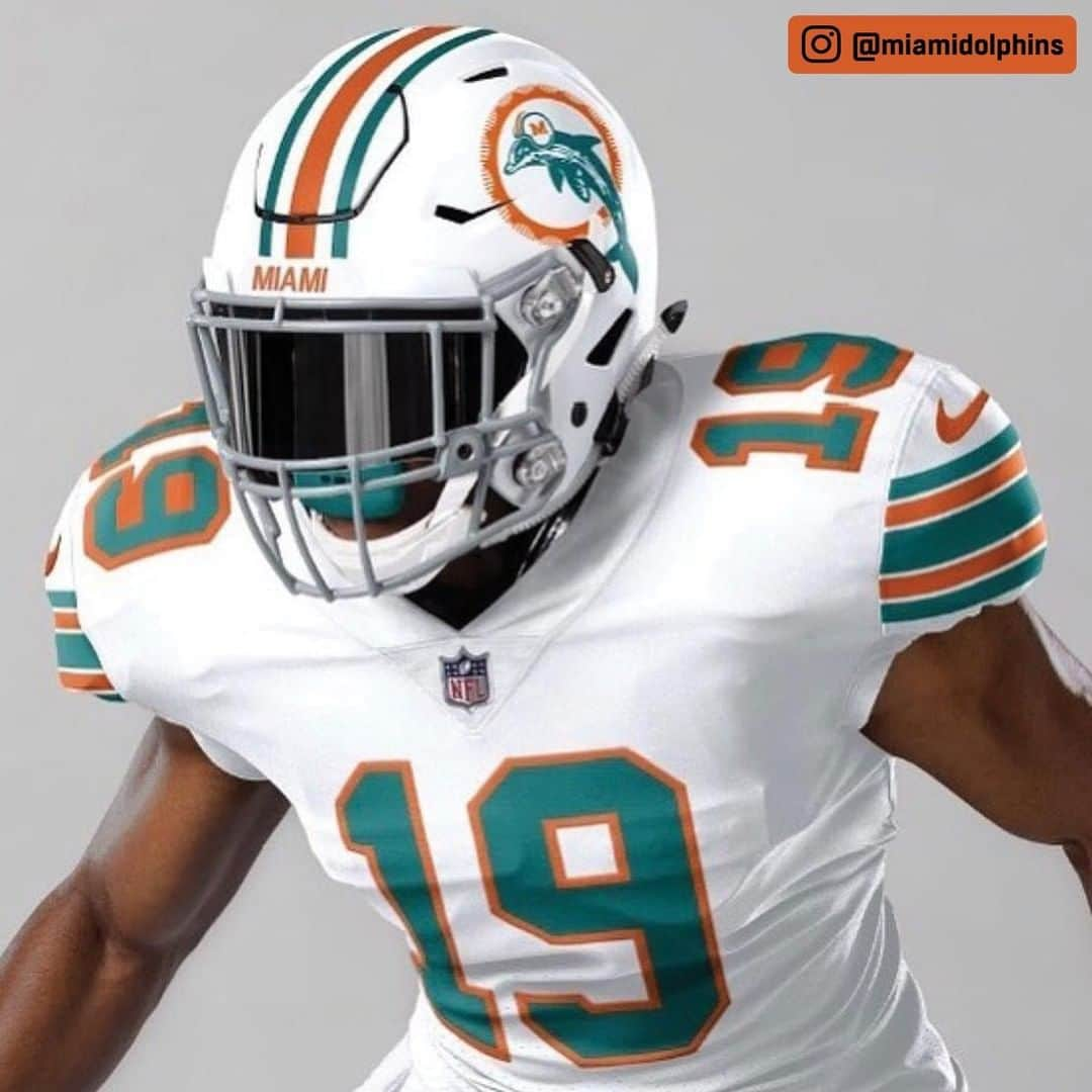 NFLさんのインスタグラム写真 - (NFLInstagram)「Last worn in 2003, the Dolphins are bringing back their all-white throwback uniforms Sept. 15 against the Patriots, which is also @dan13marino's birthday. 🔥🔥🔥 (via @miamidolphins)」5月19日 6時00分 - nfl