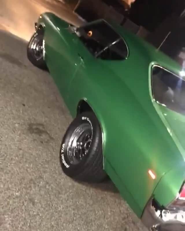ファンクマスター・フレックスのインスタグラム：「My #69Chevelle #ss396 !!!! Nicky x @therealclsmooth got my paint looking marvelous! Woah! @cmb.collision」
